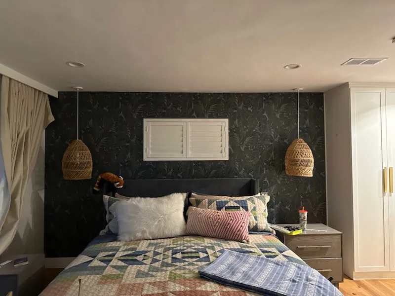Commercial wallpaper installation Dallas