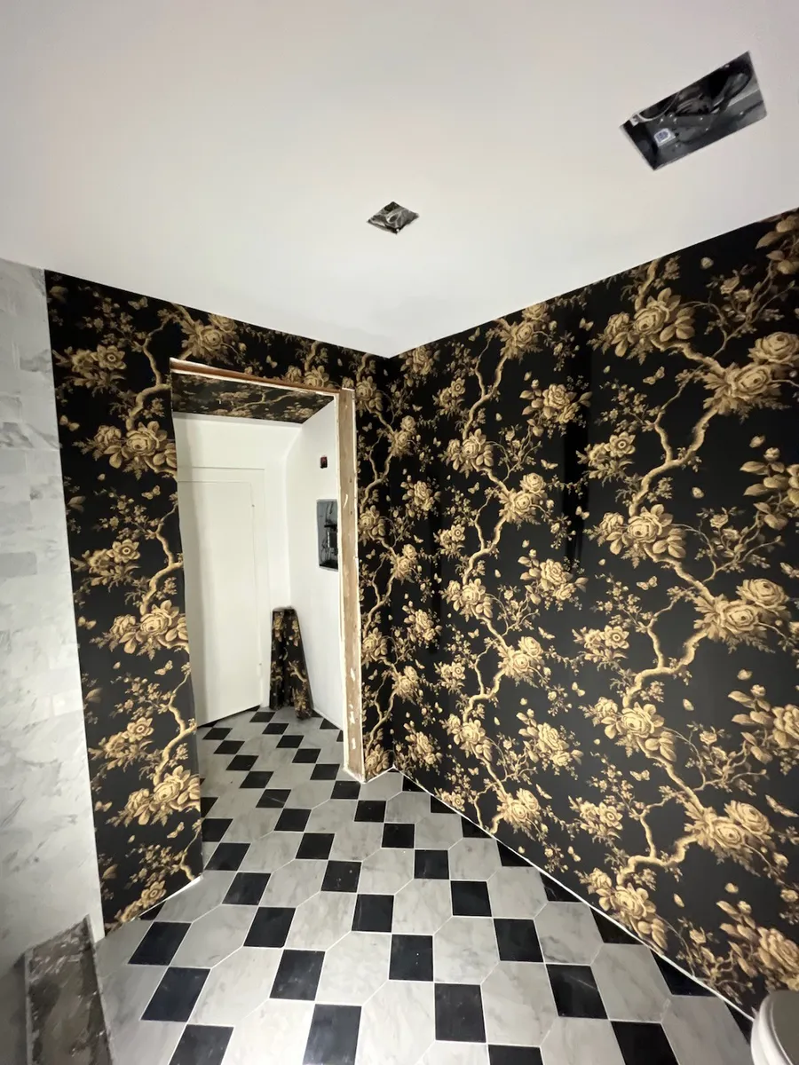 Residential wallpaper installation in Dallas